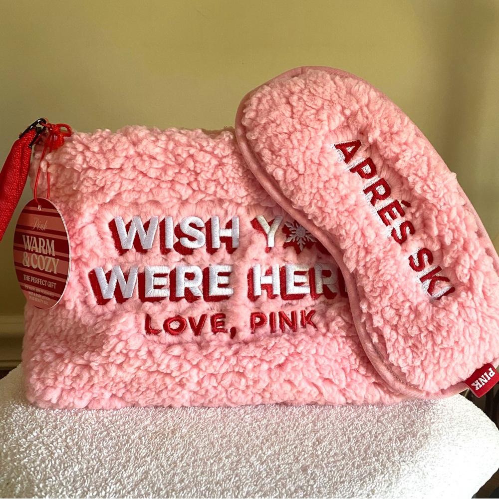 Victoria's Secret PINK "Warm & Cozy" gift set with a fleece bag, and eye mask. - Picture 3 of 11